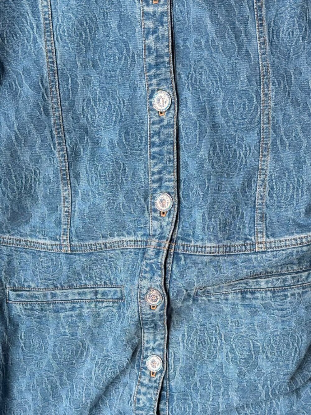 Chanel Pre Spring 2023 Blue Denim Camelia Shirt Dress - Picture 5 of 11